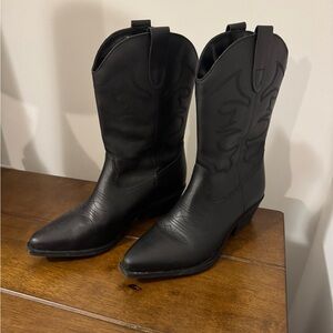 Steve Madden Black Heeled Boots